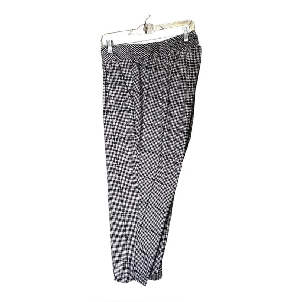 torrid black white